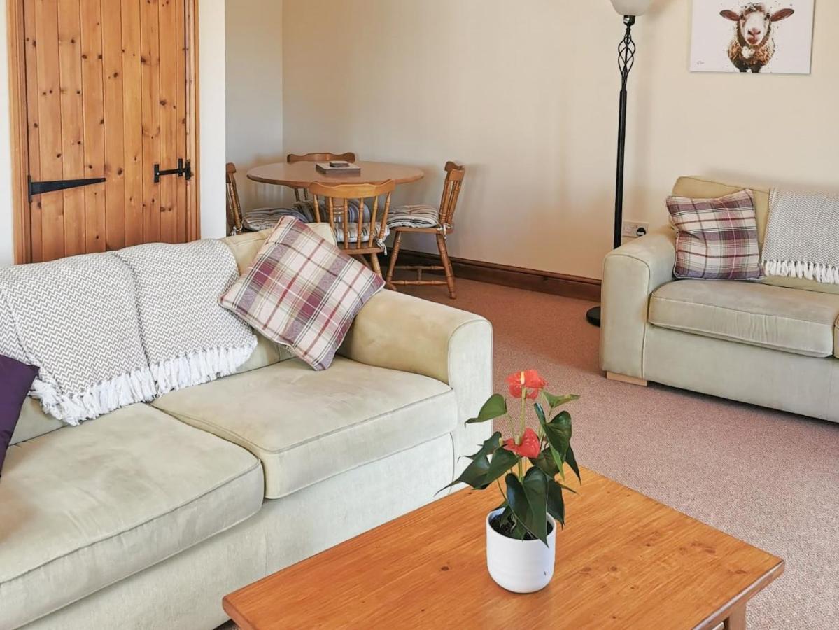 Owl Barn Villa Burmarsh Room photo
